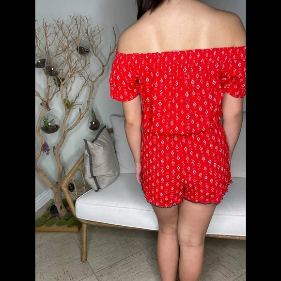 Love & Liberty Off The Shoulder Romper - Picture 6 of 6